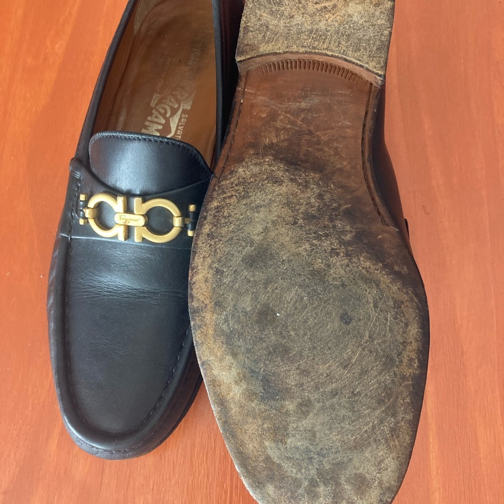 Salvatore Ferragamos 7.5 D color Black Calf is on very good condition
